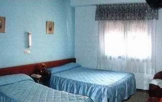 Hotel Nuria إل كامبيلو المظهر الخارجي الصورة